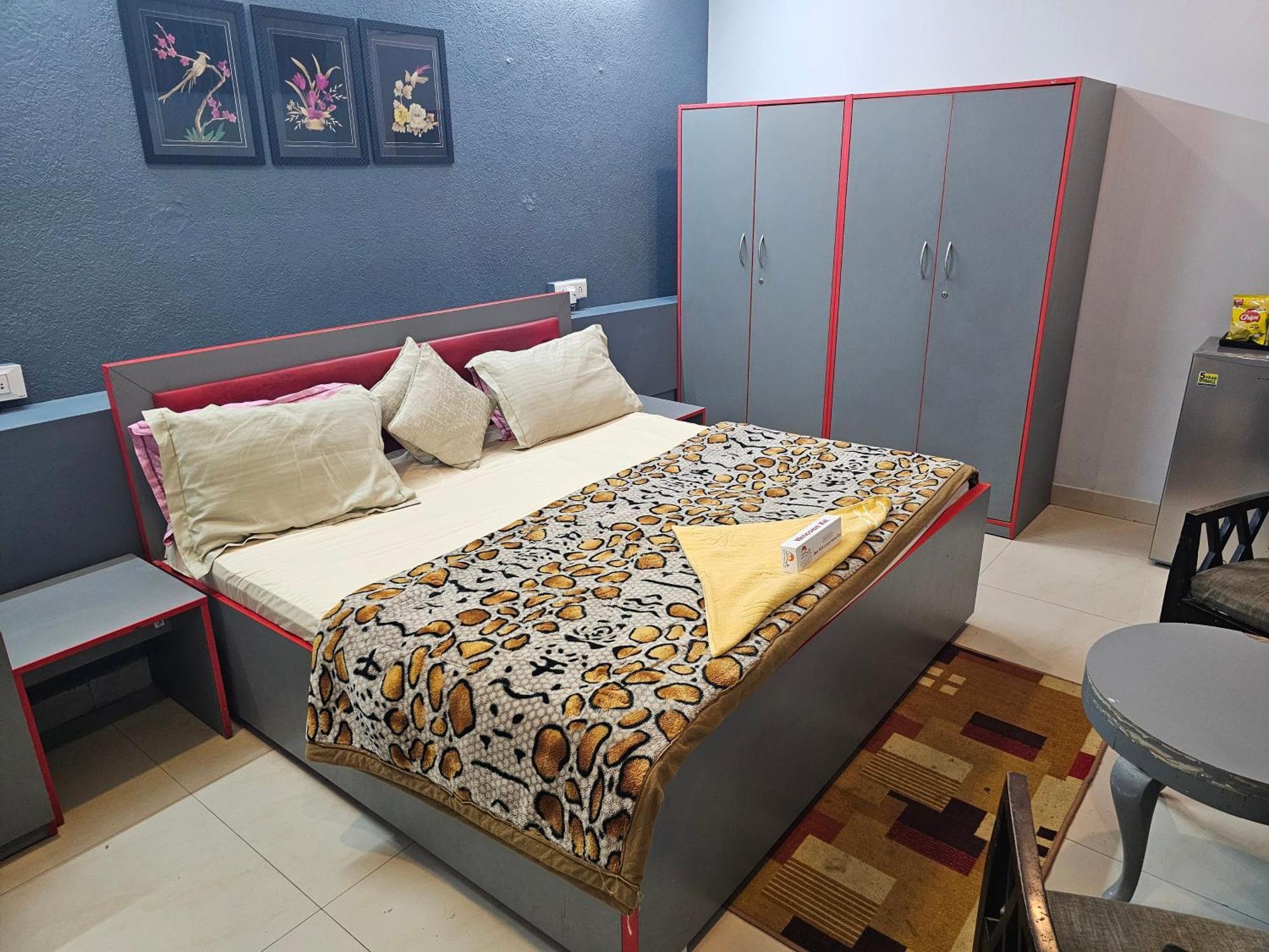 Deer Park Home Stay New Delhi Bagian luar foto