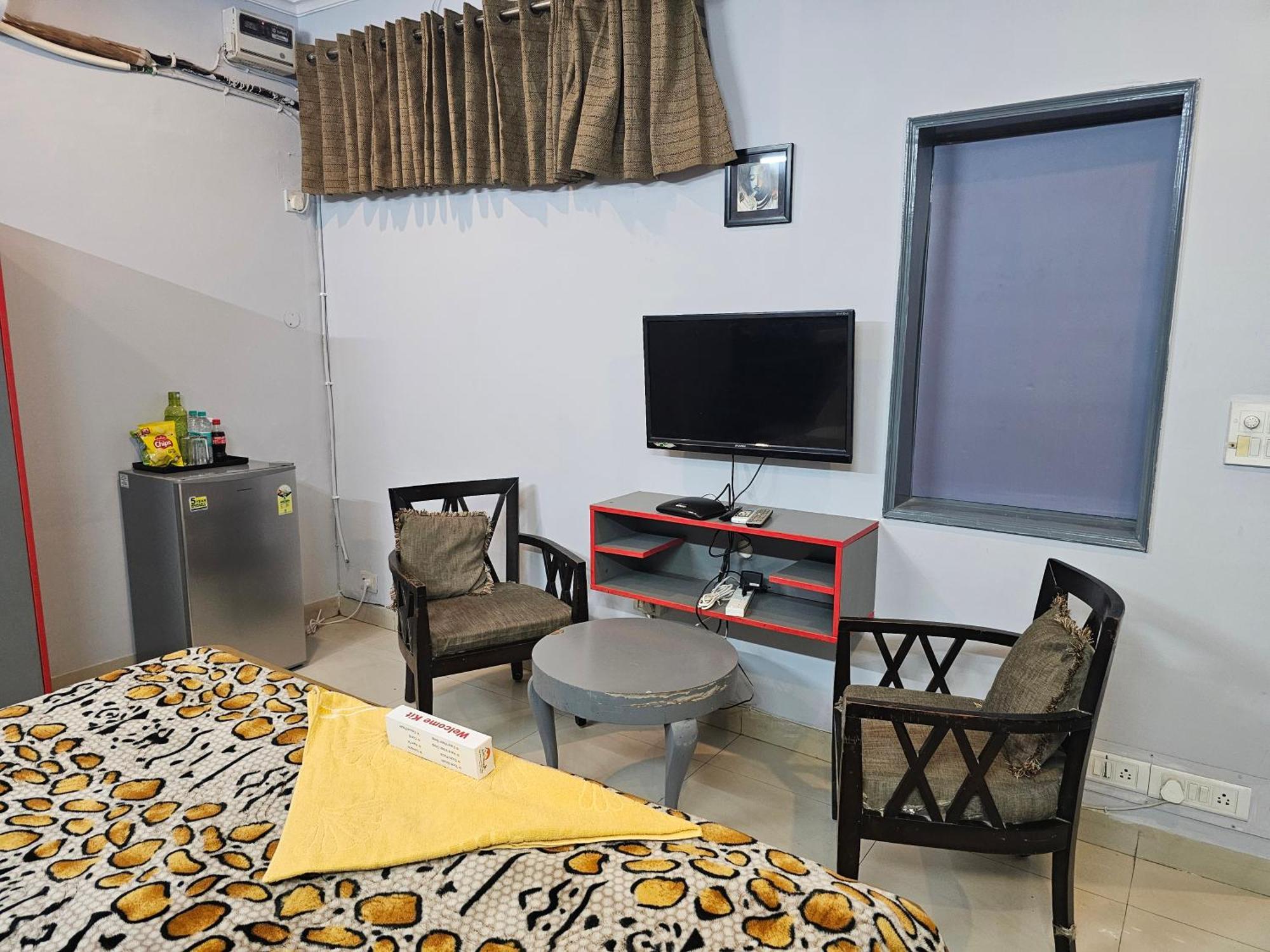 Deer Park Home Stay New Delhi Bagian luar foto