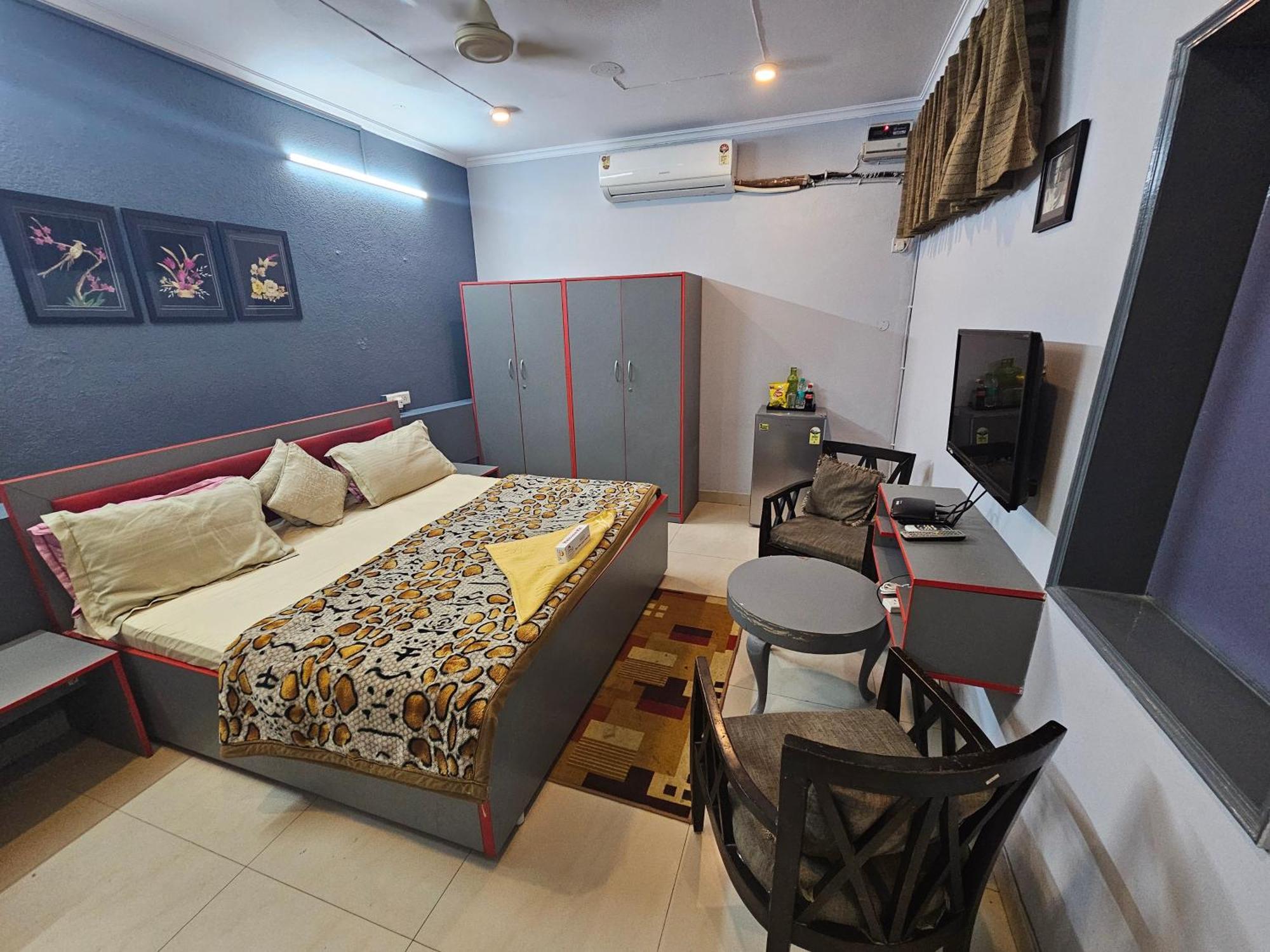 Deer Park Home Stay New Delhi Bagian luar foto